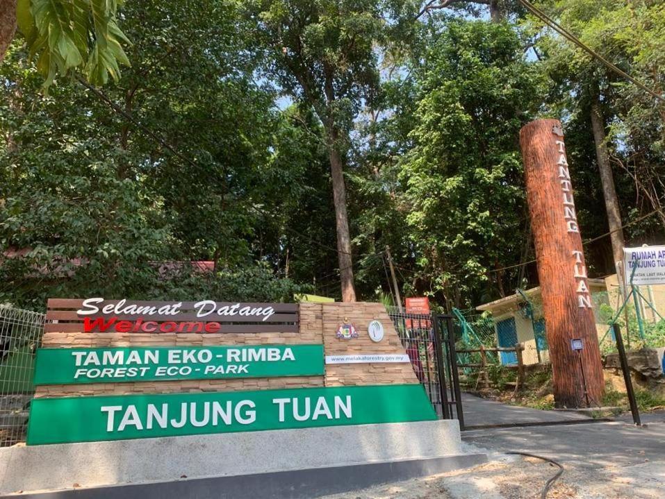 Suntai Villa, Beachfront Suites Kampong Si Ginting Luaran gambar